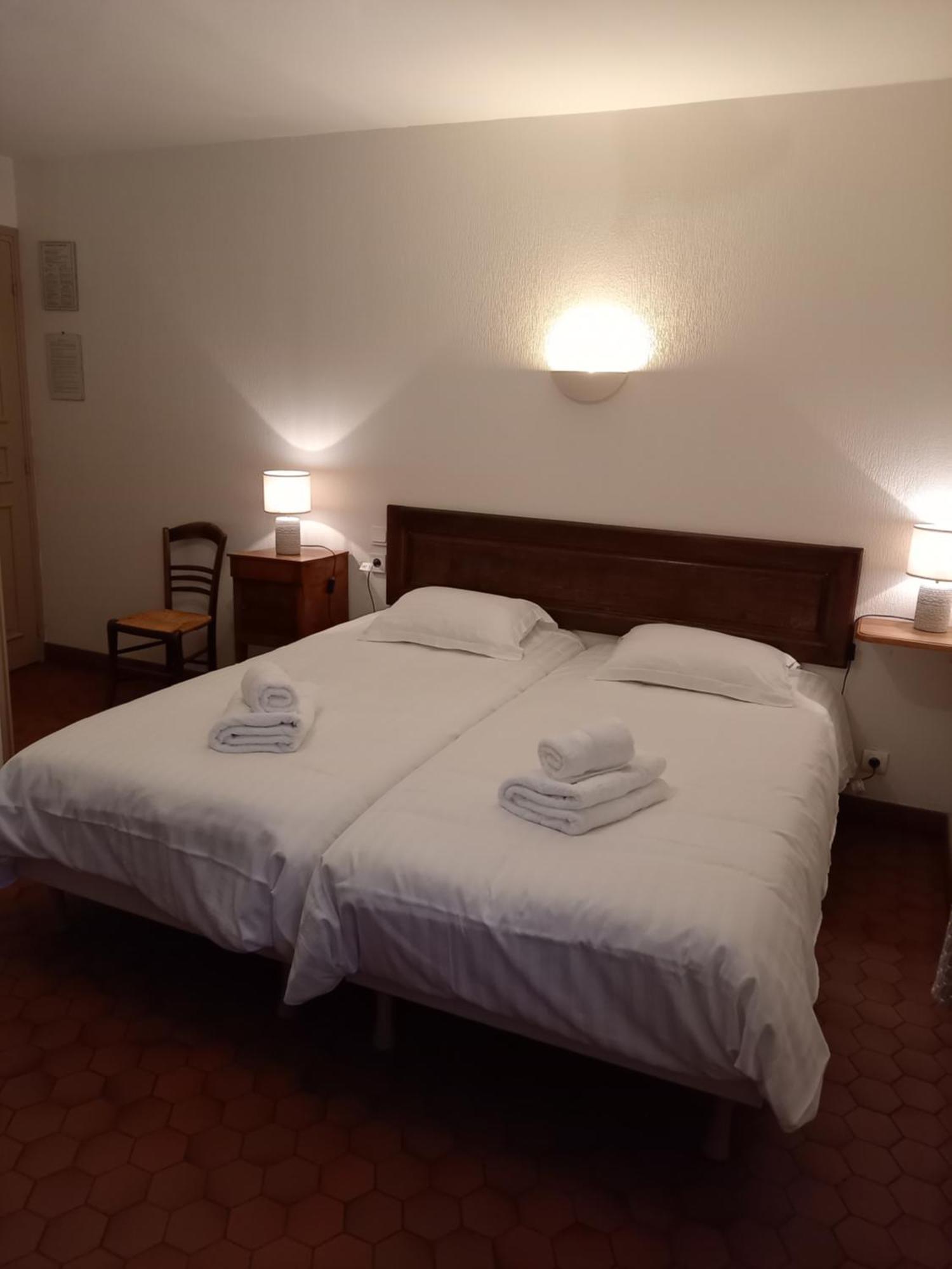Hotel De La Halle Ноле Экстерьер фото