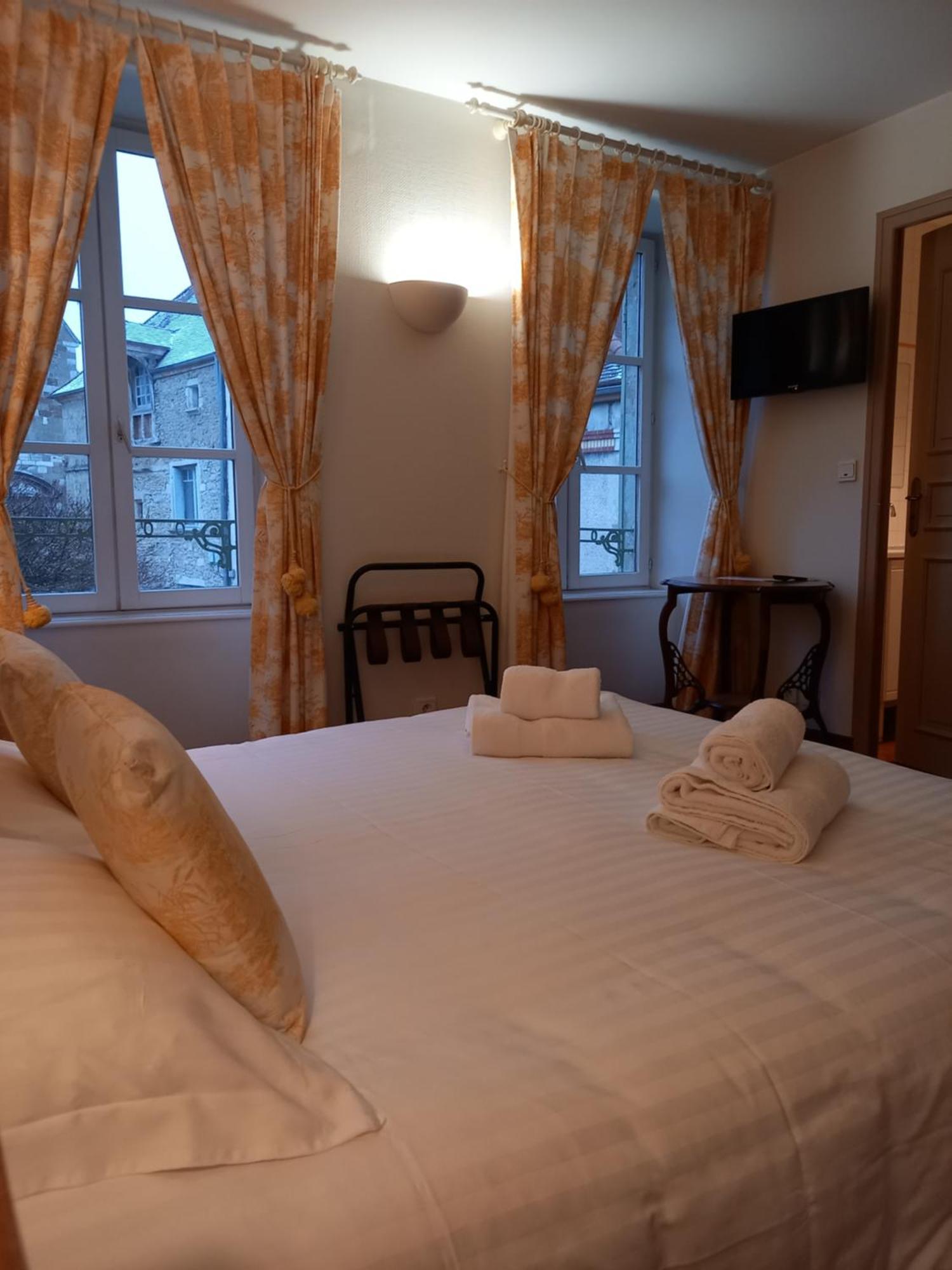 Hotel De La Halle Ноле Экстерьер фото