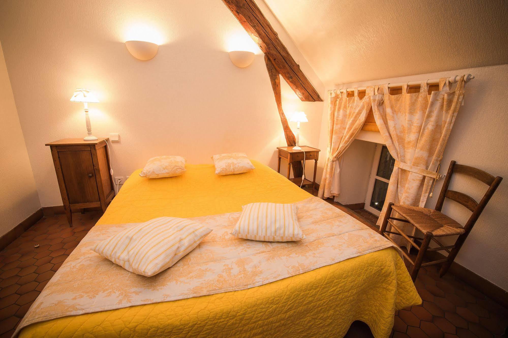 Hotel De La Halle Ноле Экстерьер фото